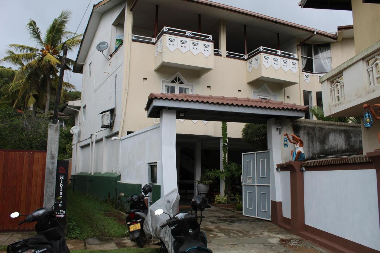 Blue Eyes Inn Unawatuna Extérieur photo